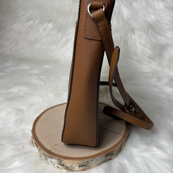 Michael Kors Jet Set Flat Crossbody Bag Purse - Picture 9 of 11